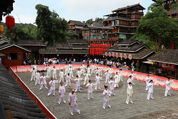 2024第九屆廣西萬名全民健身志愿者服務(wù)百縣千鄉(xiāng)萬村活動（三江站）盛大啟幕
