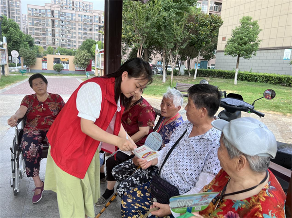 YY易游：循環(huán)園仙臨社區(qū)：2024年“全民健身日”科學(xué)健身宣傳活動(圖2)