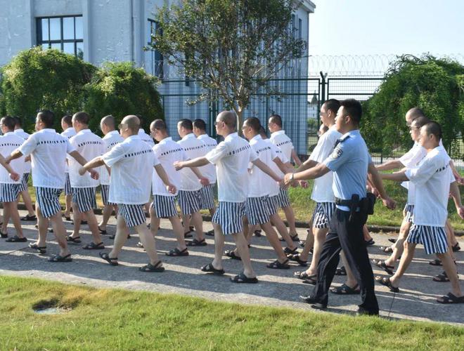 全民健身與奧運(yùn)同行穿透高墻的健身之光