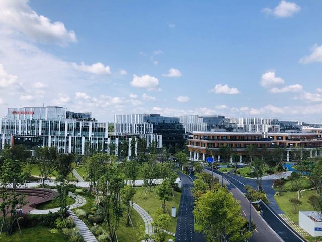 YY易游體育：成都未來(lái)科技城睿寶科技產(chǎn)業(yè)園建成完工預(yù)計(jì)今年6月正式入駐投產(chǎn)(圖2)
