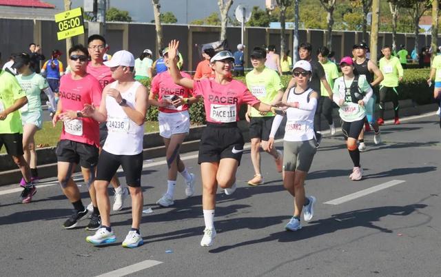 YY易游：熱潮席卷！地方為何“愛(ài)上”辦體育比賽？(圖2)