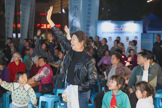 YY易游體育：全民健身志愿服務(wù)科學(xué)健身指導(dǎo)服務(wù)走基層系列活動(dòng)（芒市站）舉行(圖7)
